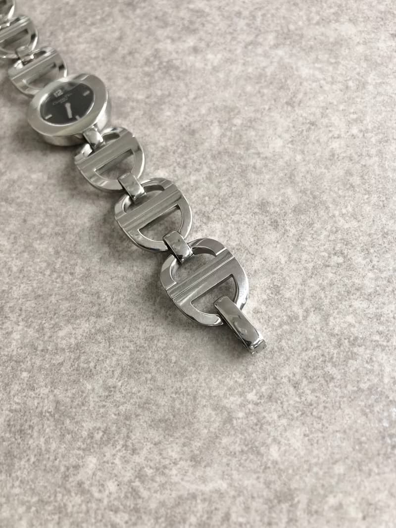 【 日本直送　名牌中古包 】Christian Dior 腕時計 シルバー マリス ラウンドフェイス ステンレススチール CD022110 e4madz