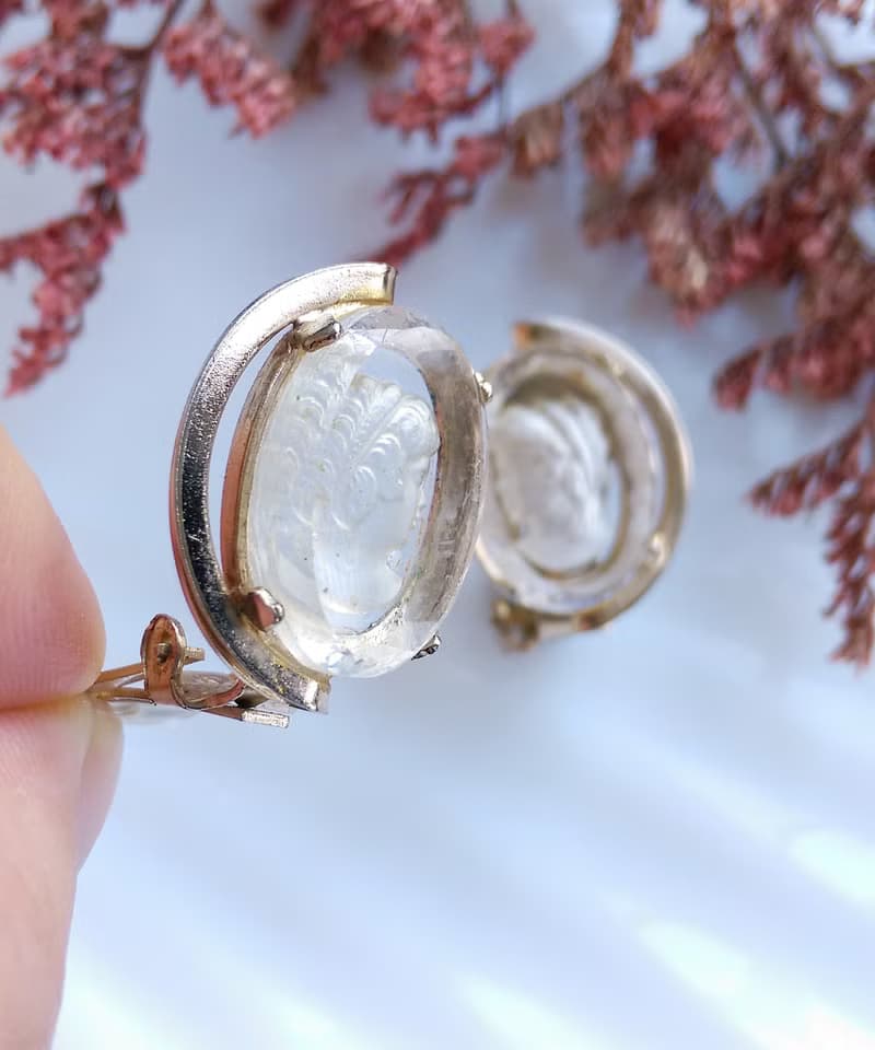 Vintage Jewelry 西洋古董飾品 CAMEO 清透 對稱 優雅 夾式耳環