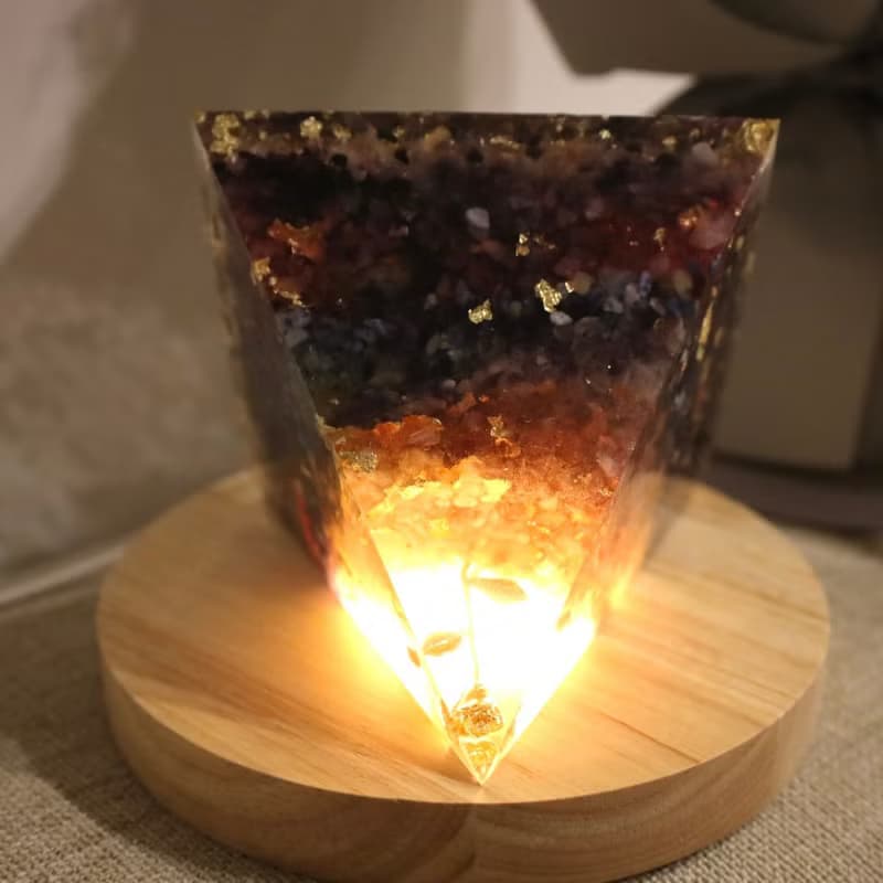 【特別訂製】小王子的玫瑰特大晶礦金箔玫瑰能量金字塔奧鋼水晶礦