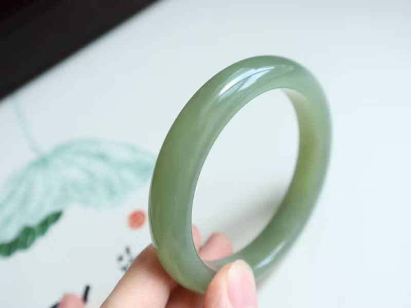 天然晴水和田玉手鐲  晴水手鐲冰底湖水綠顏色美脂份厚七夕禮物