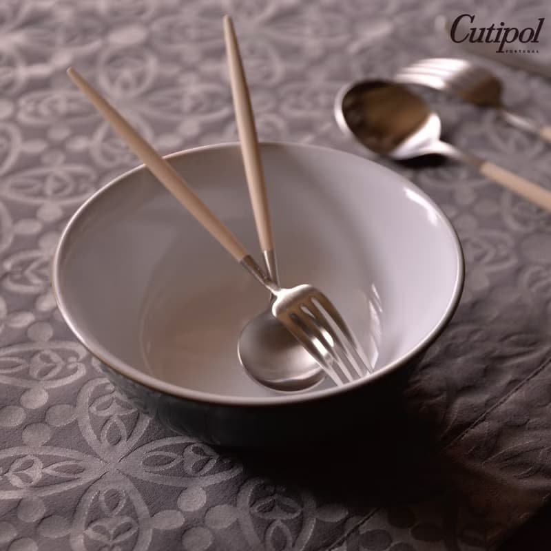 葡萄牙Cutipol GOA系列奶茶柄21cm主餐匙