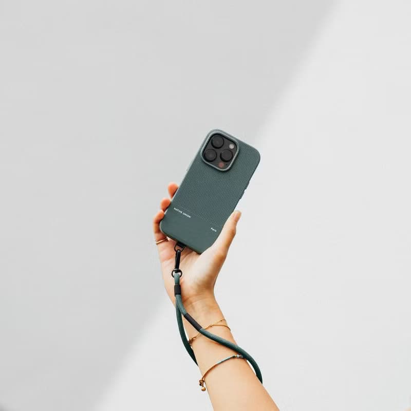 Native Union | CLIC 巴黎系列手機殼 石墨綠 適用iPhone14/15/16