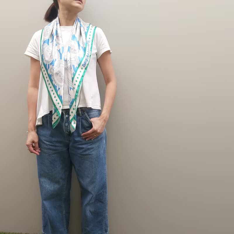 Sip of Joy Bible Inspired 100% silk scarf  喝一口喜樂  聖經真絲色丁90cm絲巾