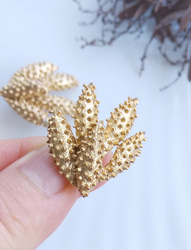 Vintage Jewelry 西洋古董飾品 SARAH COV Wind Flower 夾式耳環
