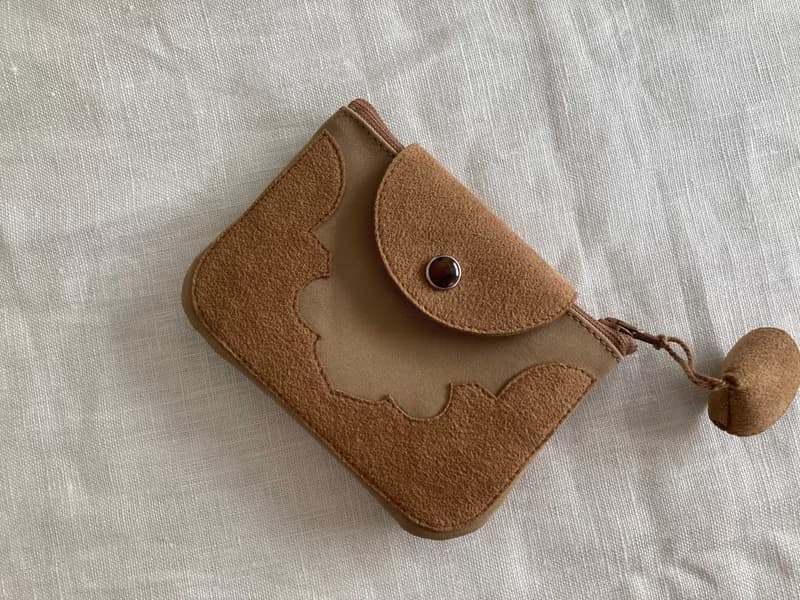 temple coin purse ( camel )