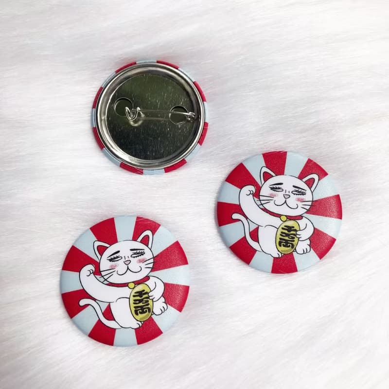 翻白眼厭世招財貓 插畫胸章 胸針 馬口鐵