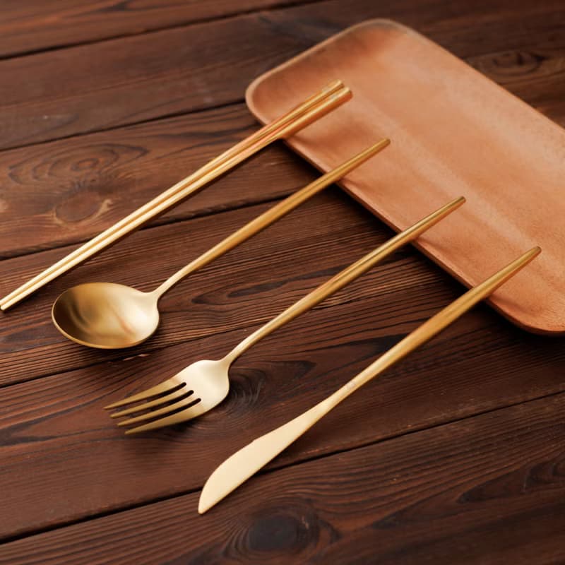 Islandoffer 島嶼製作 304 不鏽鋼禮盒餐具刀叉匙(4件裝)