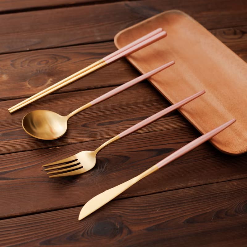 Islandoffer 島嶼製作 304 不鏽鋼禮盒餐具刀叉匙(4件裝)