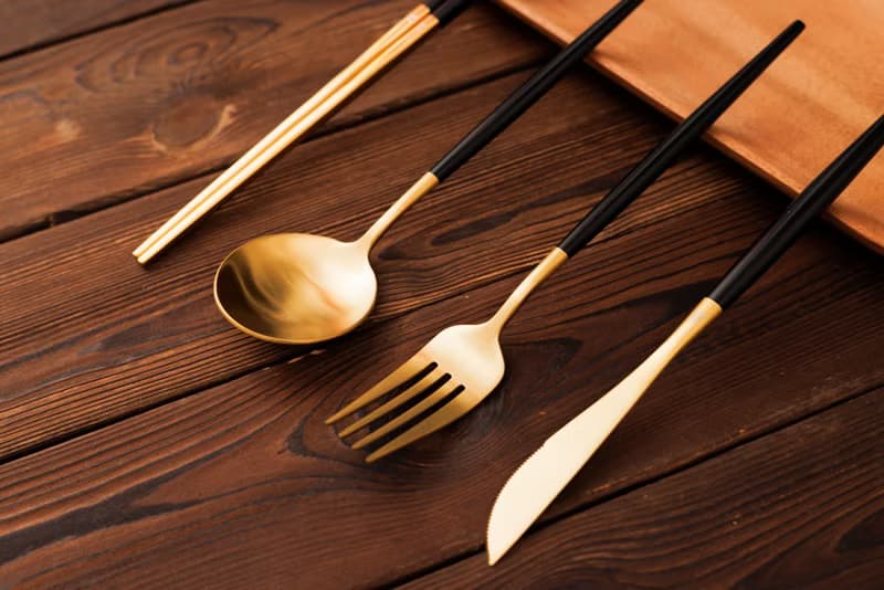 Islandoffer 島嶼製作 304 不鏽鋼禮盒餐具刀叉匙(4件裝)