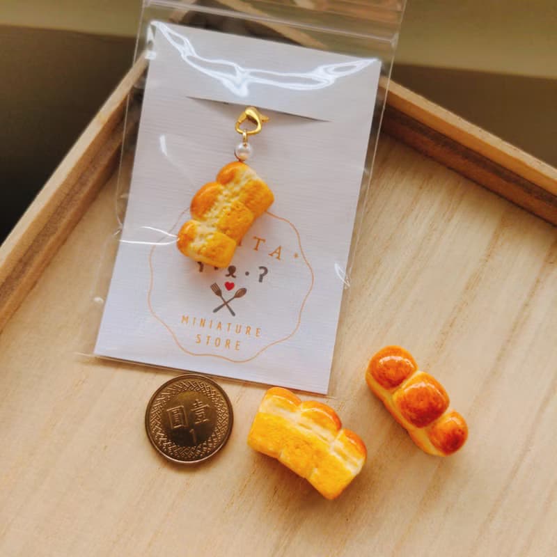 minita* 迷你山型麵包 高仿真 掛飾 吊飾 別針 療癒小物 袖珍食玩
