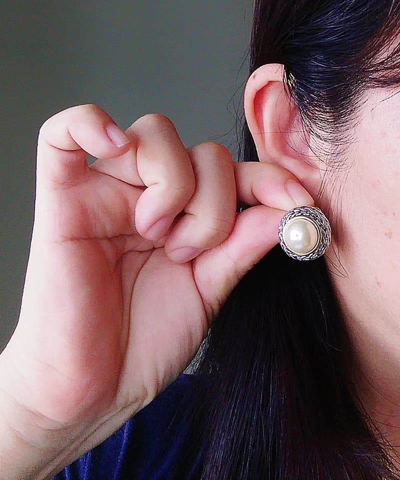 Vintage Jewelry 西洋古董飾品 銀色調 厚實 仿珠 針式耳環