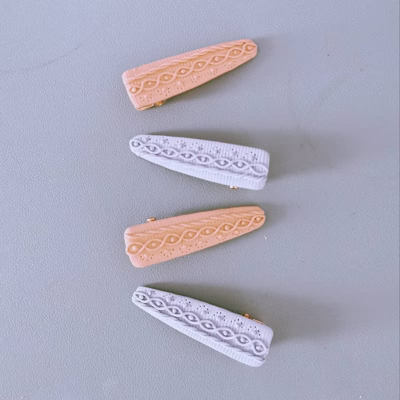 bi boho //編織毛衣圓案手工軟陶髮夾