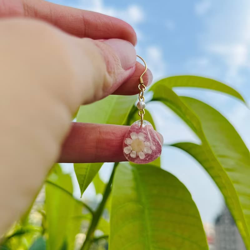 永生花 小小花耳飾 小星花圈 耳環 earring UV 樹脂