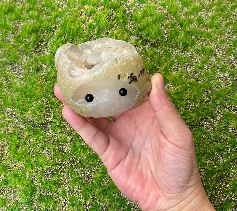 能量原礦晶洞-天然瑪瑙白晶洞療癒精靈 能量擺件 消磁淨化 財運