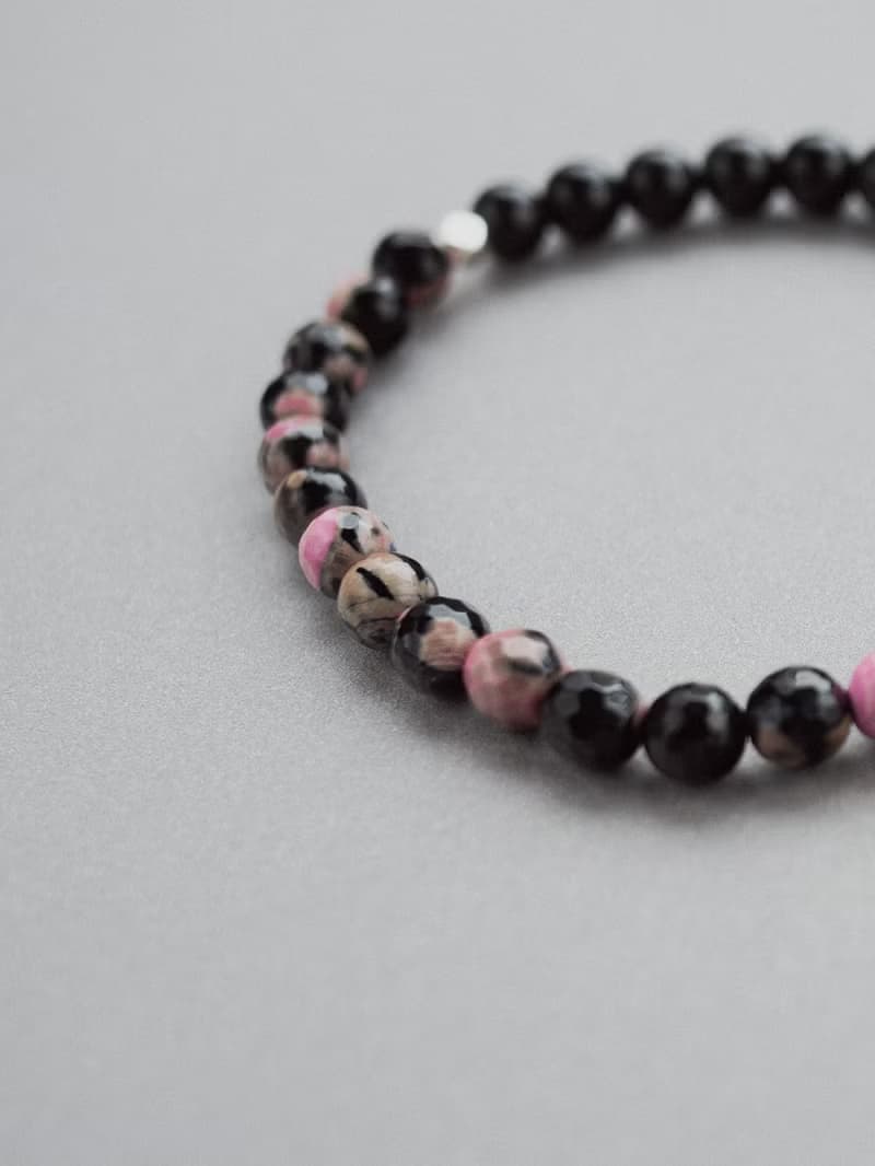 Unisex | 星冕系 - 雲霓 * 薔薇輝石 彩紅黑曜 招桃花 魅力 手鍊