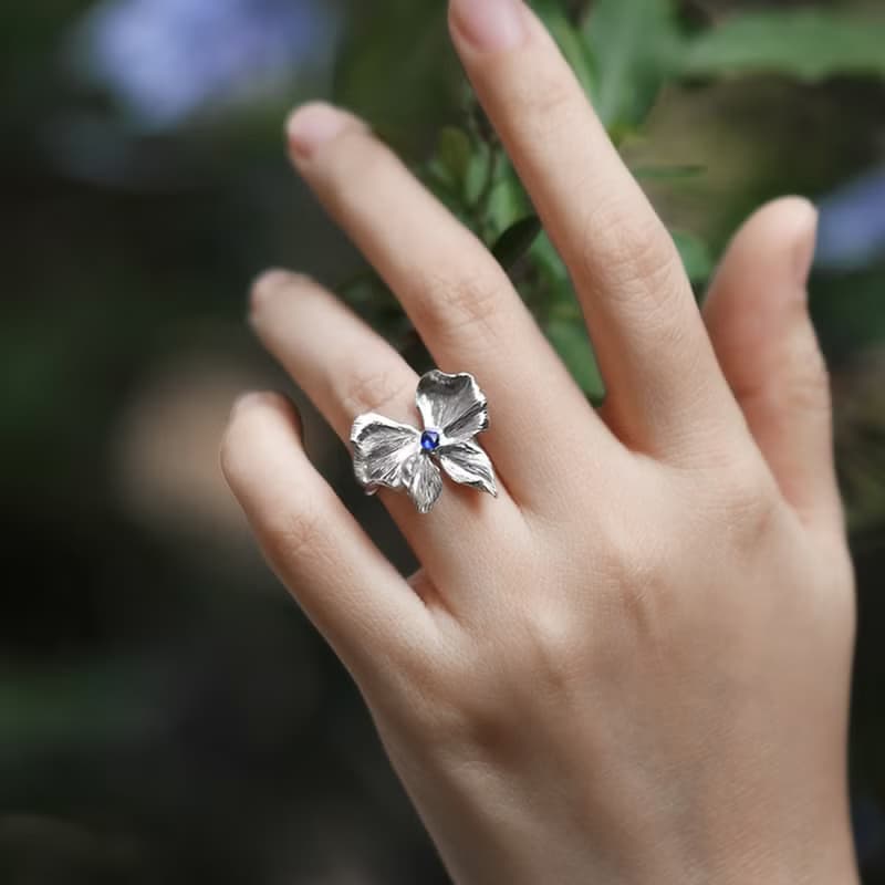 冥想花園系列花朵蝴蝶結戒指925銀鍍白金開口可調節尾戒原創手工