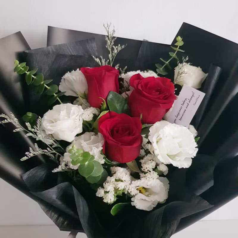 鮮花│經典紅玫瑰+白色桔梗│生日 祝福 情人節 禮物