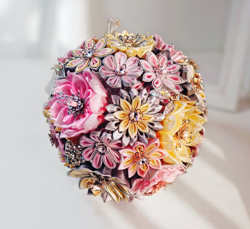 珠寶捧花神話系-粉銀洛可可手工珍珠緞帶水鑽花束