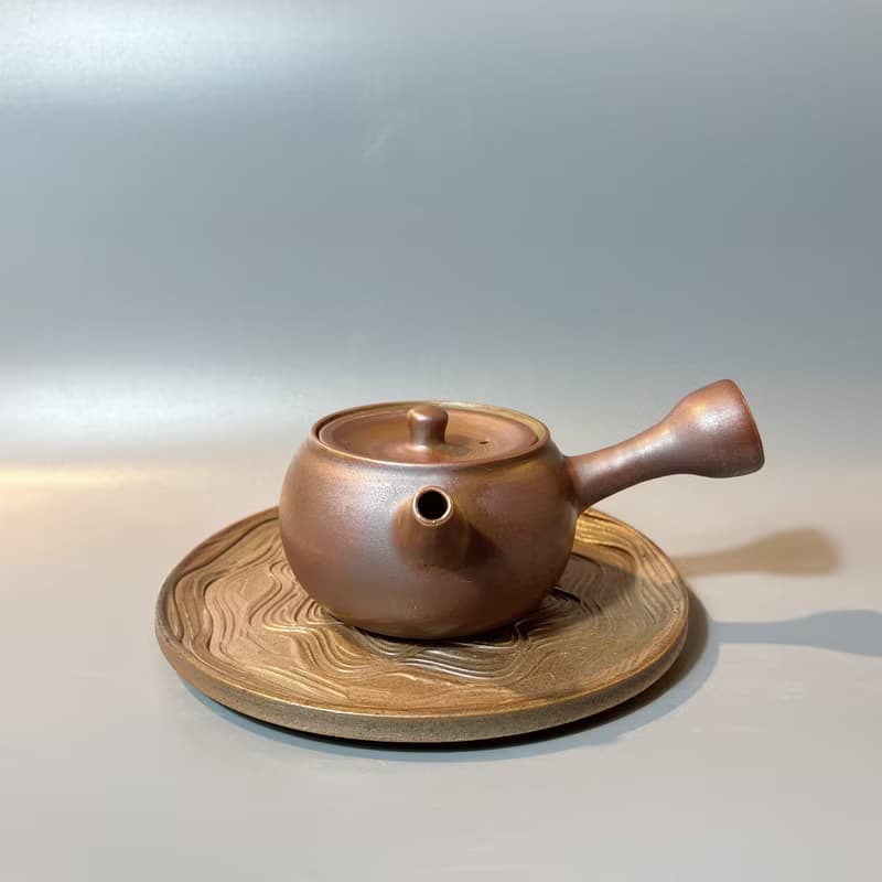 柴燒霧面玫瑰金側把茶壺 / 小平凡手作