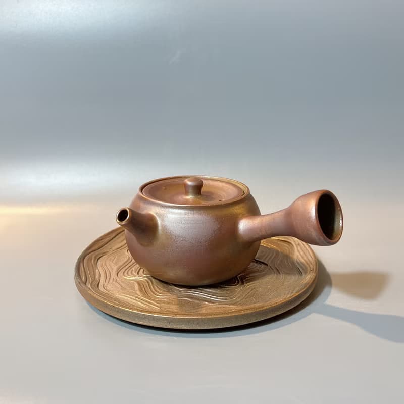 柴燒霧面玫瑰金側把茶壺 / 小平凡手作