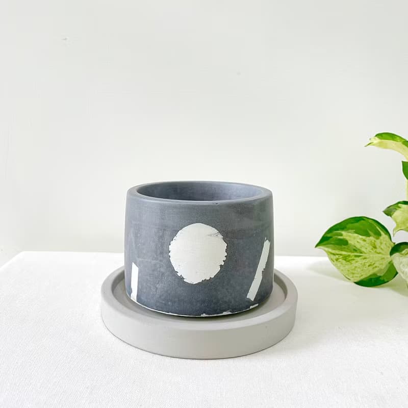 水泥花盆 / 幾何圖形炭灰色盆器【無植物】