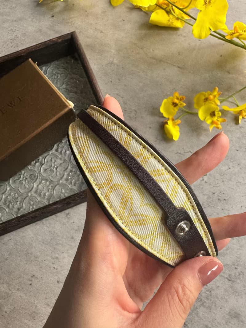 中古名牌 Loewe 羅意威 皮革手帶 禮物 手鈪