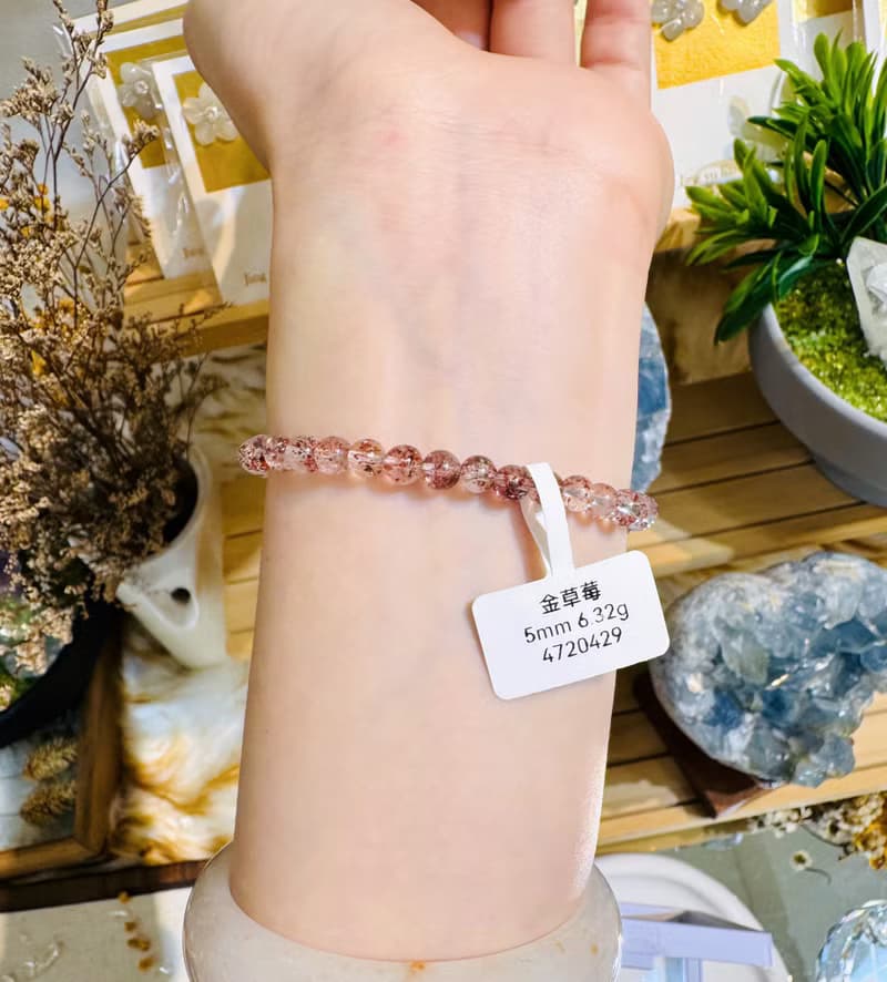 天然高透體彼岸花紅超七金草莓5mm6.32g貴人運桃花三輪骨幹水晶