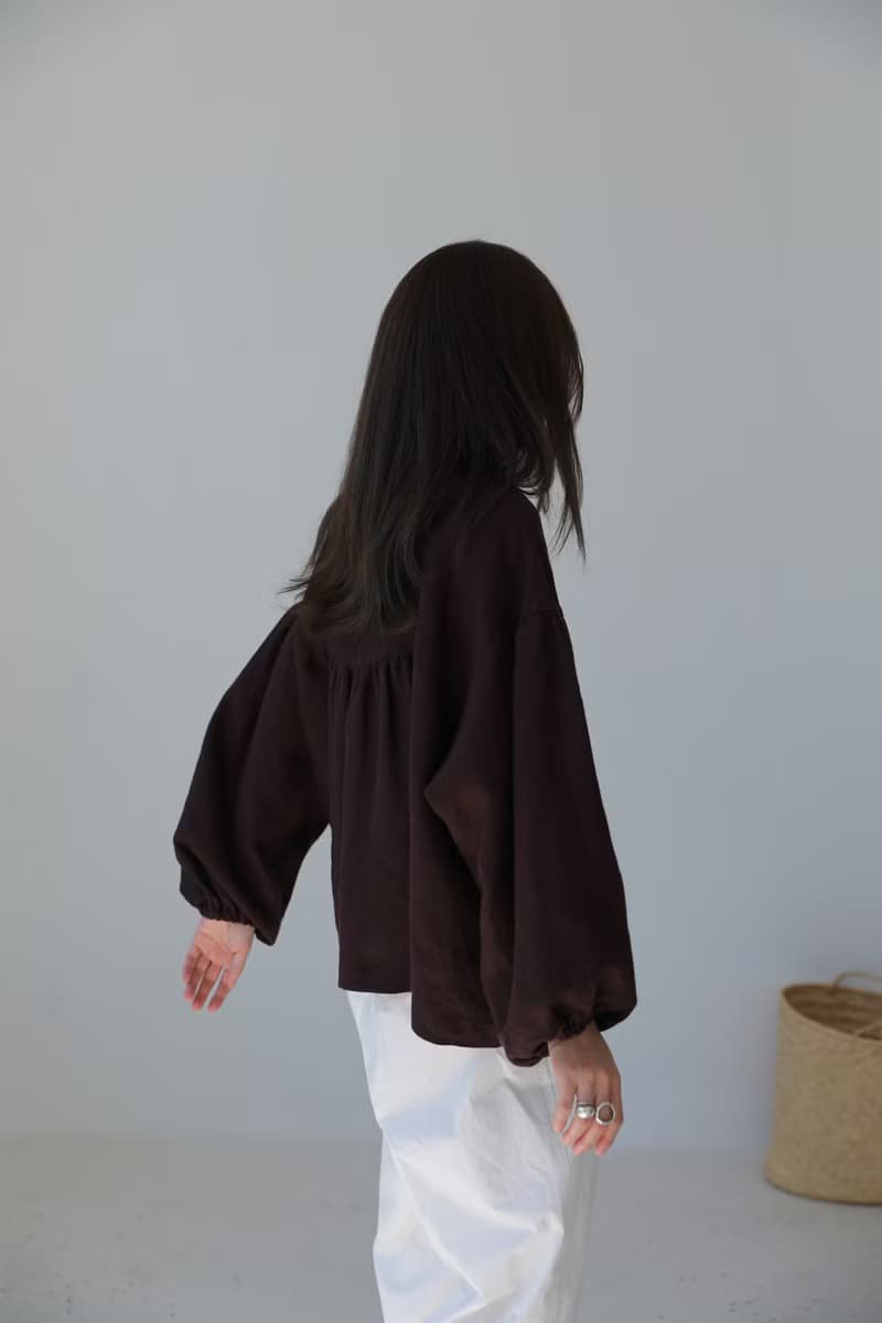 法國產亞麻 復古花苞襯衣  黑白 I Amish Style Top