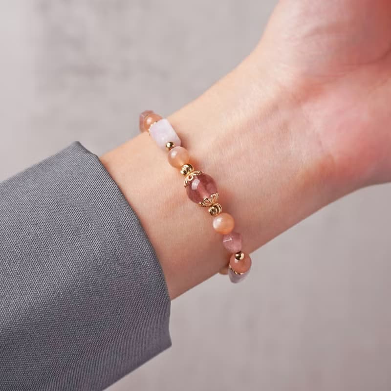 神代櫻 // 紫鋰輝石草莓晶橙月光石 手鍊 // 關愛自我 桃花 貴人