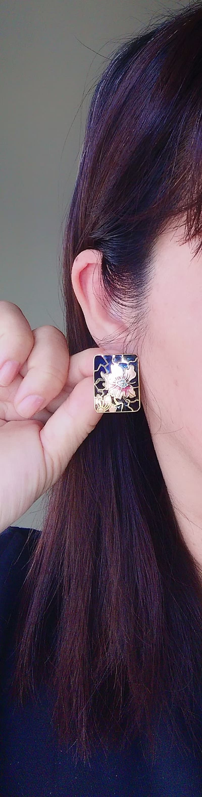 【西洋古董飾品 】早期台灣製 景泰藍-黑色底 長方花卉 針式耳環