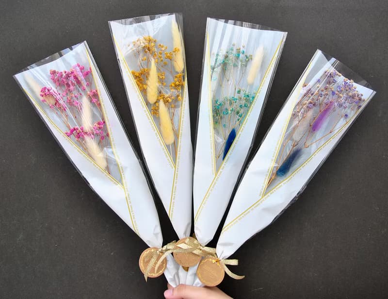 畢業花束-滿天星兔兔 附卡片 滿天星花束 生日花束