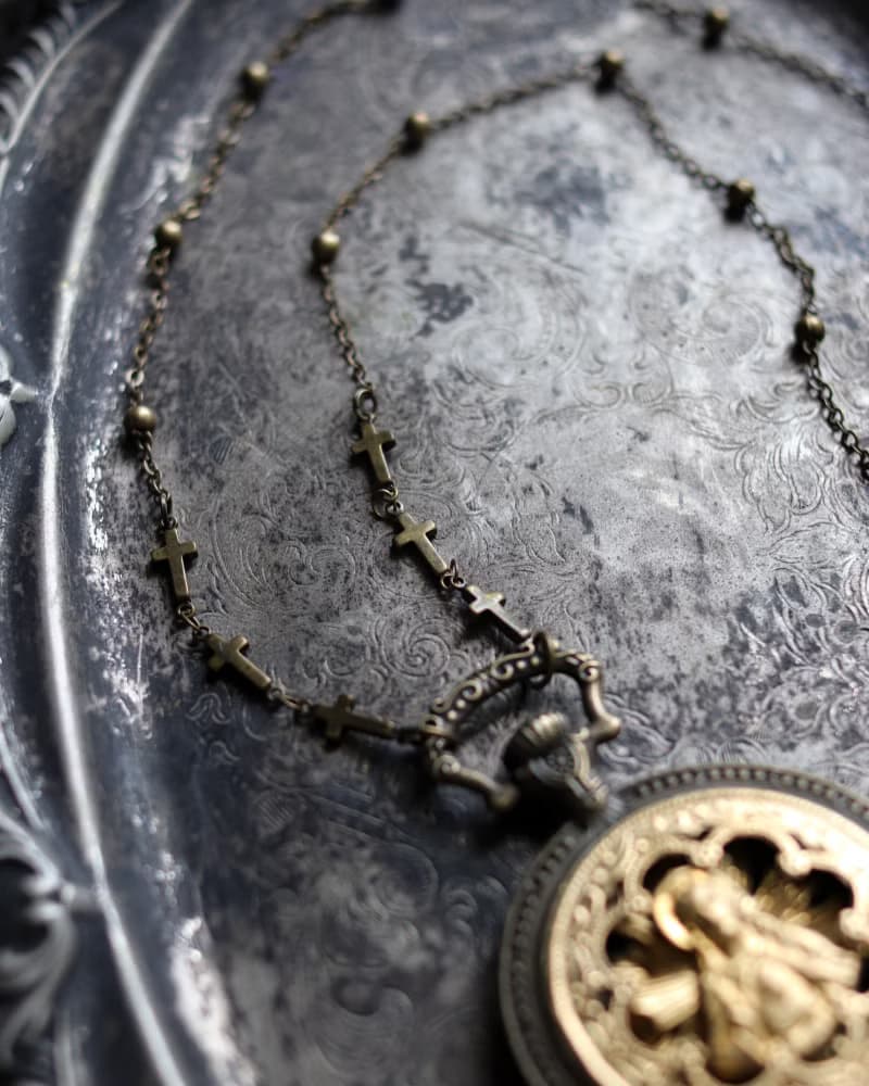 復古奇幻風格項鍊 花窗信仰-神子