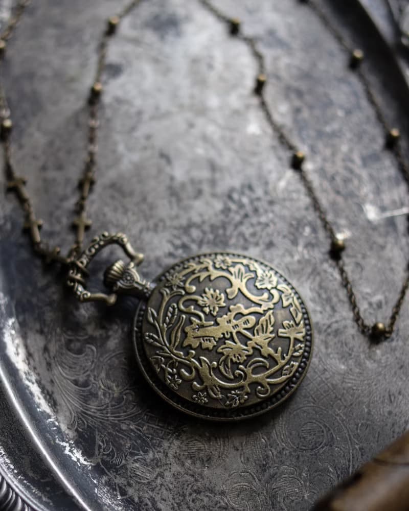 復古奇幻風格項鍊 花窗信仰-神子