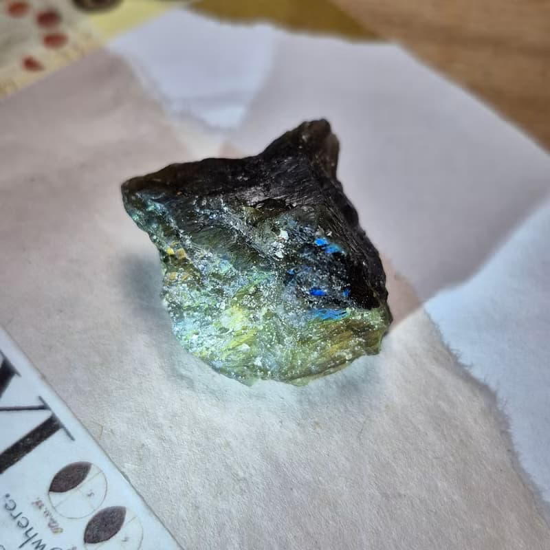 •夢幻紫拉長• 拉長石原石 原礦礦標