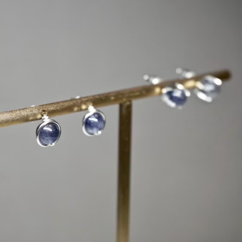 ll 6mm血滴堇青石 ll 925純銀貼耳耳針 ER-00054