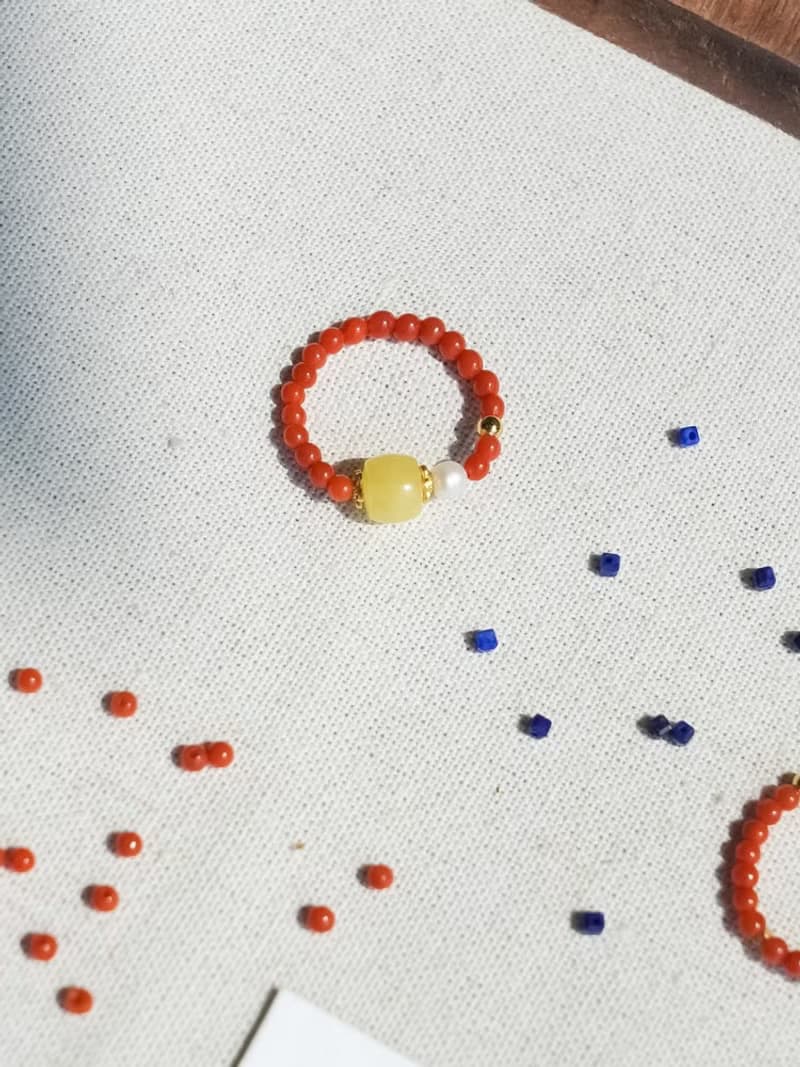原創手工南紅瑪瑙蜜蠟青金石戒指S925純銀鍍金好運防小人尾戒
