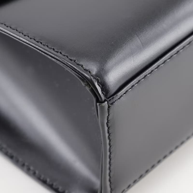 【日本直送】ルイ・ヴィトン LOUIS VUITTON アテネ ハンドバッグ オペラライン M63902 エピレザー 黒 MI1914 レディース【中古】