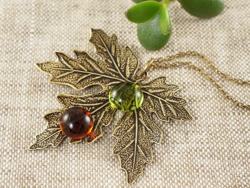 Brass Maple Leaf Red Olive Green Glass Forest Pendant Necklace Woman Jewelry