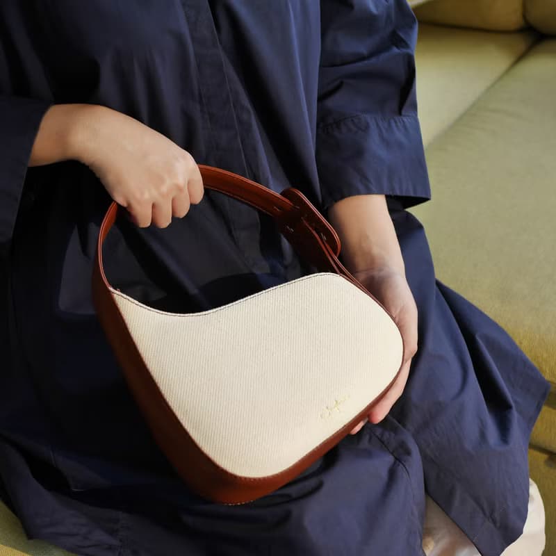 半月包 KissMe Shoulder Bag - Espresso Brown 棕色的