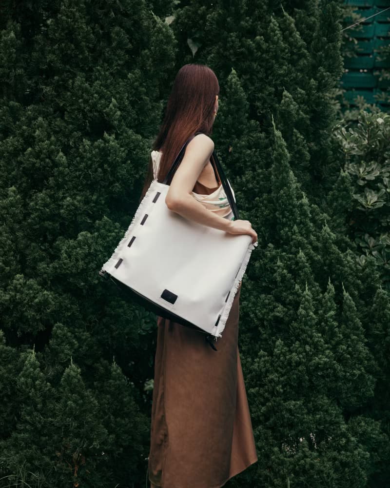 【春天來了】Reef Tote 素皮革 環保帆布 托特包 側背包 黑色