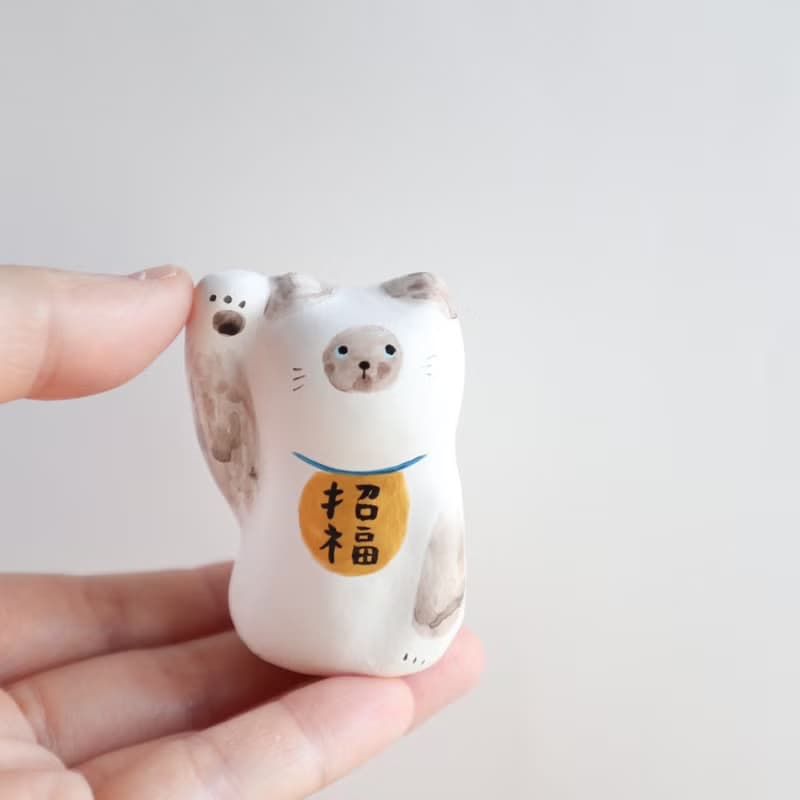 シャム猫　招き猫
