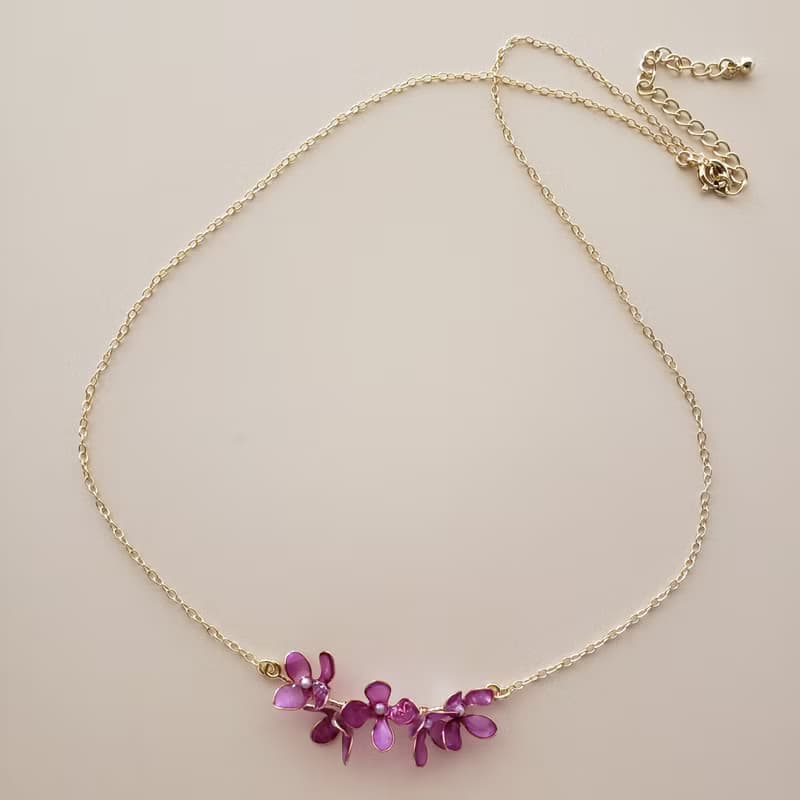 ライラックのネックレス