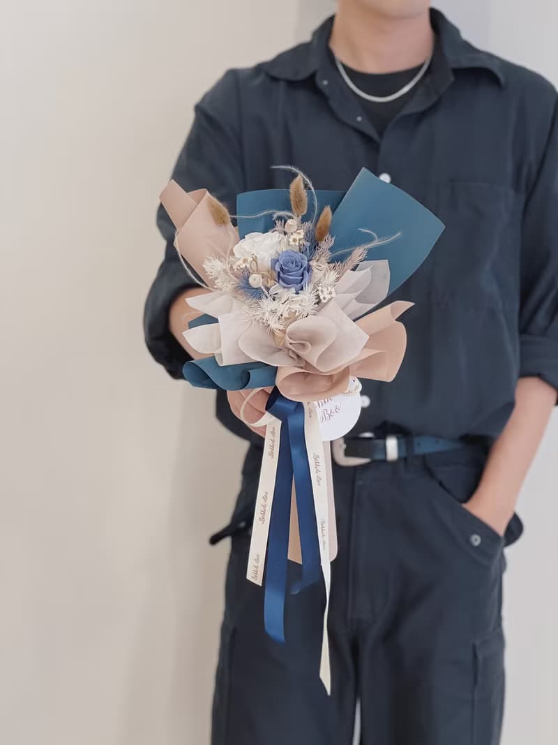 【永生玫瑰花花束】• 情人節/永生玫瑰花/永生玫瑰花花束/玫瑰花