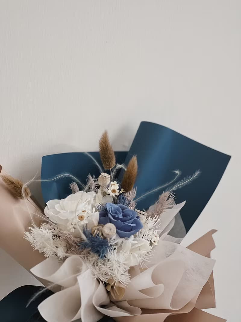 【永生玫瑰花花束】• 情人節/永生玫瑰花/永生玫瑰花花束/玫瑰花