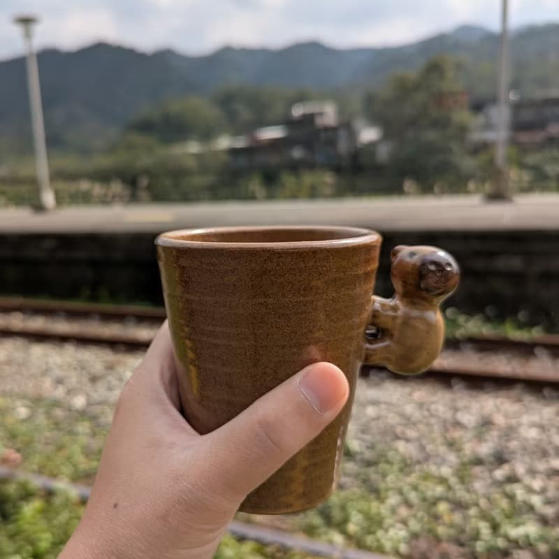 想放鬆的卡皮巴拉 療癒系 手作 馬克杯 鶯歌 文創 陶杯 300ml