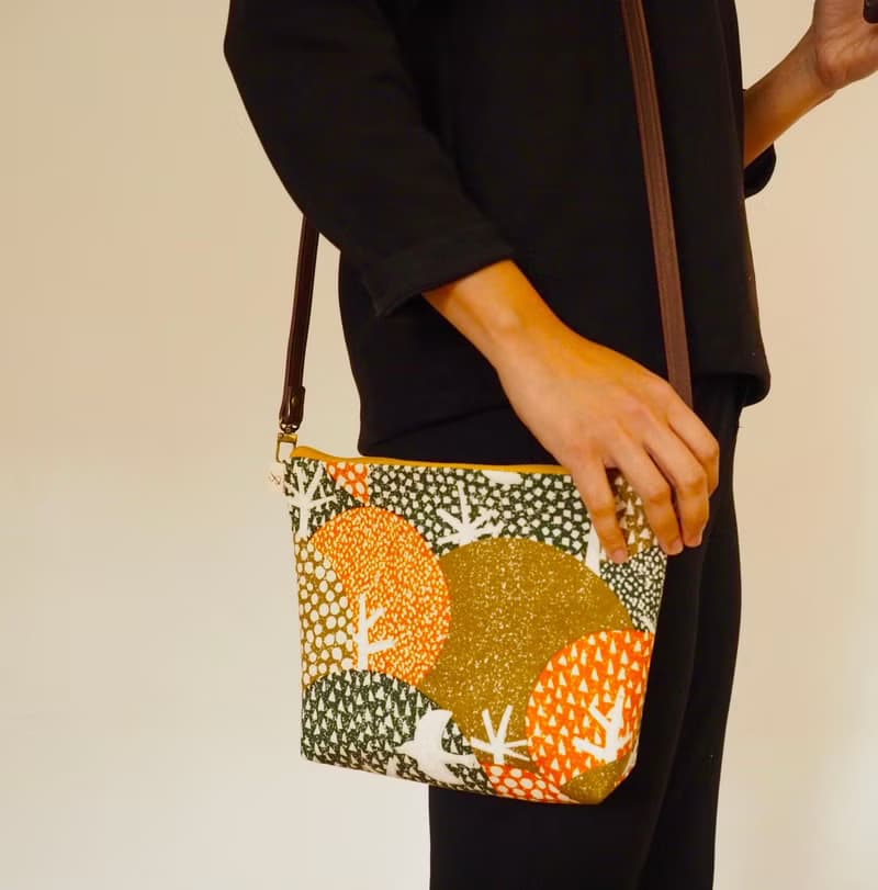 手工縫製托特側肩包帆布手袋 化妝包 懷舊台灣牡丹圖案