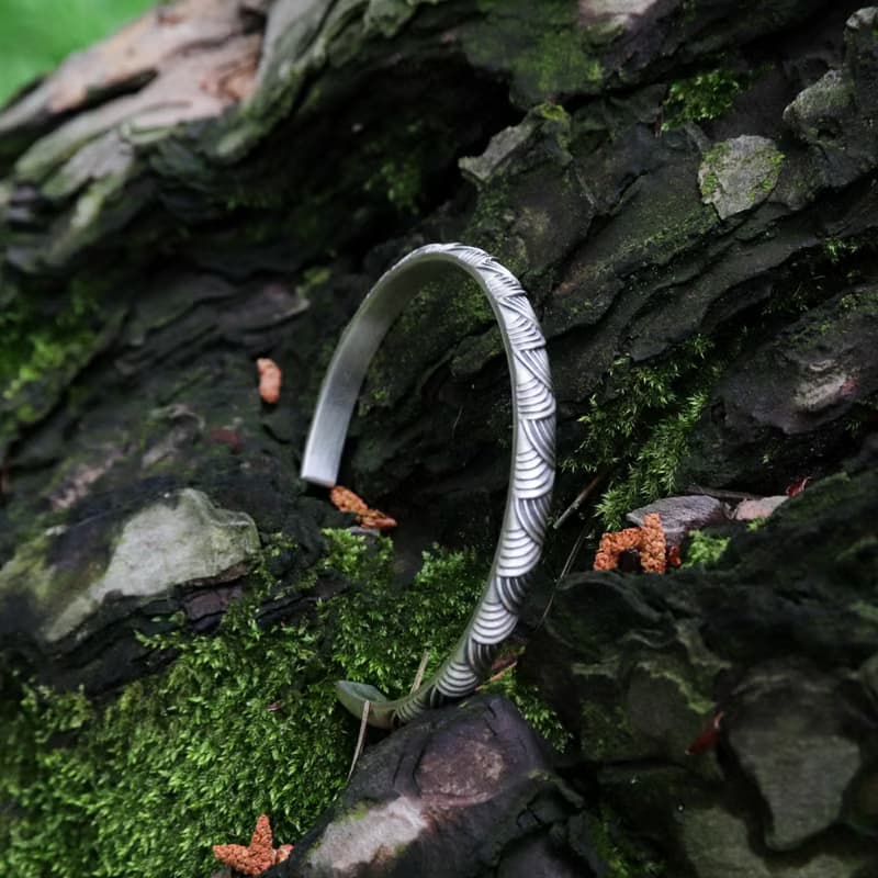 Line Flow Bangle / DB-4