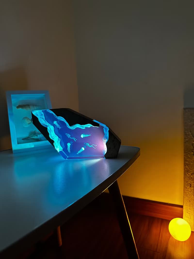 海底世界溶洞水母潛水員暢游 創意夜燈