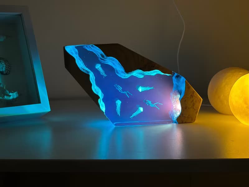 海底世界溶洞水母潛水員暢游 創意夜燈