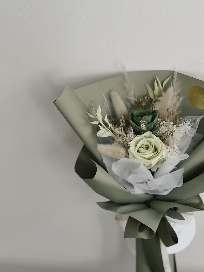 【永生玫瑰花花束】• 情人節/永生玫瑰花/永生玫瑰花花束/玫瑰花
